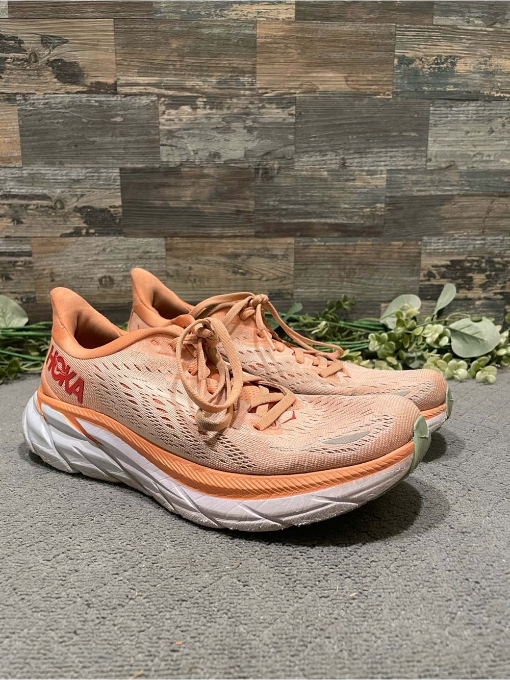Hoka One One Clifton 8 Running Shoes Size 7.5 Women's